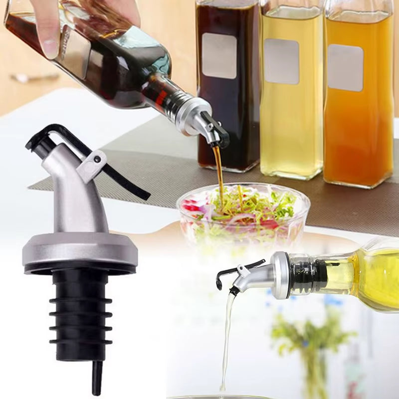 Oil Sprayer Wine Pourers Lock Sauce Boat Bottle Stopper Liquor Dispenser Leak-Proof Spray Bottle for Oil for Kitchen Convenience