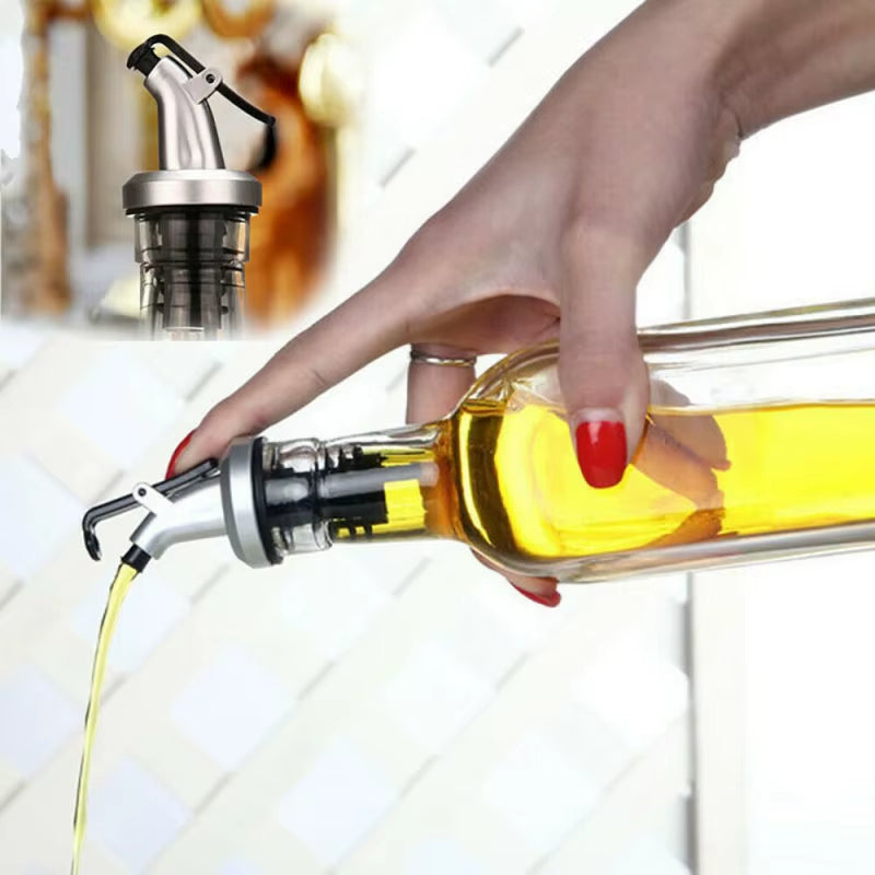 Oil Sprayer Wine Pourers Lock Sauce Boat Bottle Stopper Liquor Dispenser Leak-Proof Spray Bottle for Oil for Kitchen Convenience
