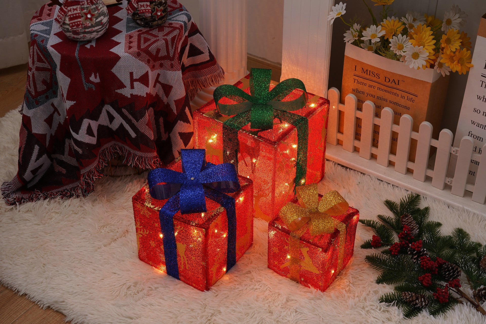 Remote Control Christmas Gift Box Lights Christmas Three-Piece Decoration